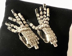 1950s Vintage Crystal & Jet Black Rhinestones Necklace & Dangling Clip Earrings