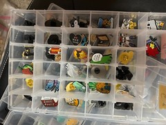 LOT OF 10 RANDOM PINS [NO DUPLICATES] [BRAND NEW!] [SAME DAY SHIPPING]
