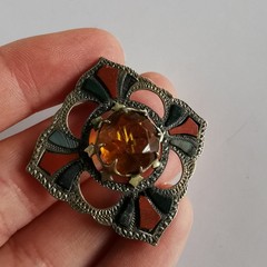 Vintage Scottish Agate Square Pin Brooch Celtic Orange Warm Tones Unsigned
