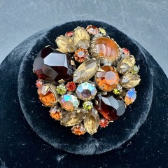 Vintage 1950s WEISS Root Beer Aurora Borealis Pronged Rhinestone Brooch Jewelry