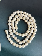 Vintage Hand Carved Floral Bead Necklace Cream Ivory Color Screw Back