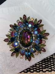 Vintage Juliana Watermelon Rhinestone Brooch Earring Set