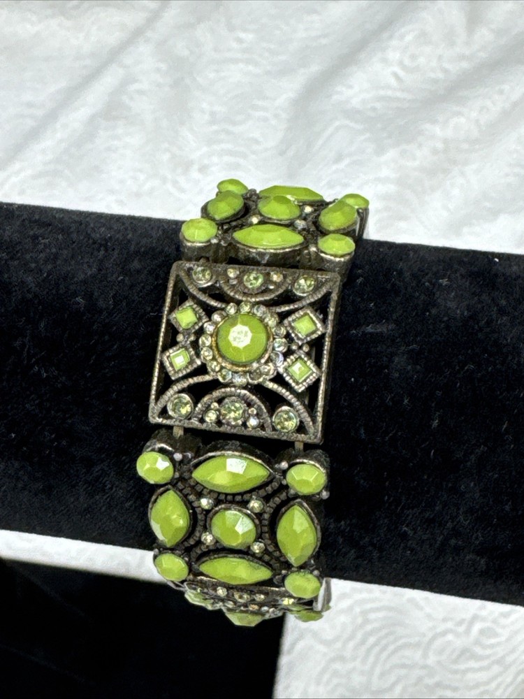 Vintage Green Faceted Cabochon & AB Rhinestones Ornate Stretch Bracelet