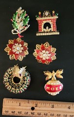 3 Christmas pins, brooches, 1 earring, 1 Pendant