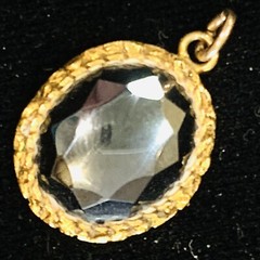 ANTQ Alaska Hematite Pendant 10K Solid Yellow Gold Black GOLD RUSH 3.08gr 21mm