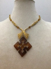 Quatrefoil Pendant Necklace Amber Color Lucite Metal Textured & Beaded Chain