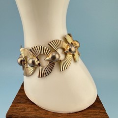Vintage Art Deco Style Bracelet Gold Tone Fan Link 6.5″ Designer Signed