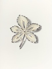 Vintage Sarah Coventry 1960s Joy Or Ivy Silver Tone Leaf Brooch 1.75in Signed