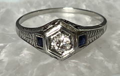 Art Deco 18K White Gold Old European Cut Diamond Solitaire Ring Calibre Sapphire