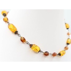 Faux Amber Bead & Antiqued Brass Choker Fashion Necklace 19″ Unsigned