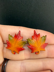 Vintage Canadian Maple Leaf Leather Brooch Pierced Earrings Set Signed By Artist