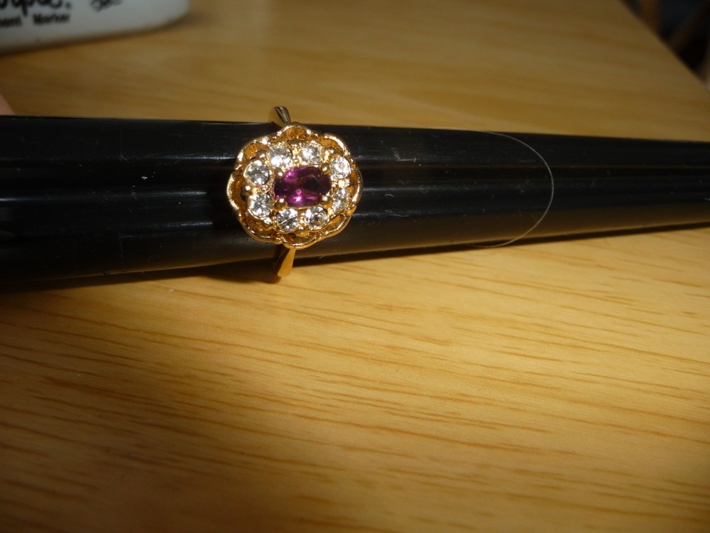 18KT H G P PLATED GOLD TONE TINY RED STONE SZ 7.5 RING #31/18-3