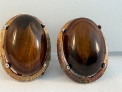 Vintage Faux Tiger Eye Seleni Gold Tone Clip Earrings Chunky Honey Brown Swirl