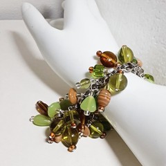 Bracelet upycled chain vtg beads green tan handmade size 7.5