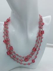 46″ PINK ART GLASS VINTAGE ESTATE NECKLACE CUBE & ROUND SHAPE BEADS CHAIN LINKED
