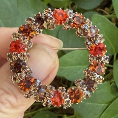 Vintage Orange brown Rhinestone circle Brooch Pin Jewelry