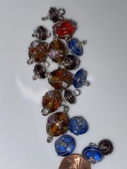17 Pieces Vintage Silvertone Metal Wite Wrapped Pendant Glass Beads Multicolored