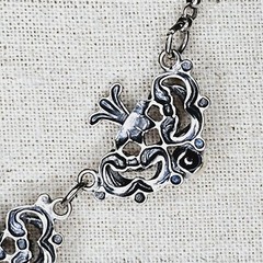 Vintage Mid-Century MN 835 Silver Traditional Floral Design 3D Necklace