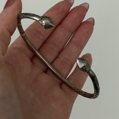 Vintage 925 Sterling Silver Pointed Acorn Oxidized Tribal Etched Bangle Bracelet