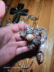 A3 35 PCS Vintage Modern mixed Costume Jewelry Bracelets Pendants brooch Etc