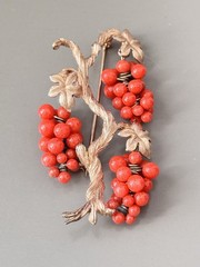 Vintage Signed MARVELLA Coral Grape Cluster Tree Brooch & Earring Set