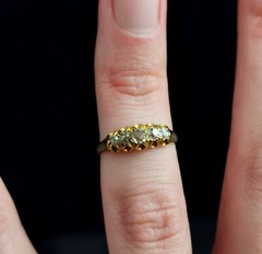 Antique five stone diamond ring, 18ct gold, Victorian