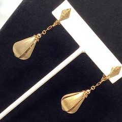 Teardrop Bolero Style Earrings VTG Clip On Dangle Drop 2.25″