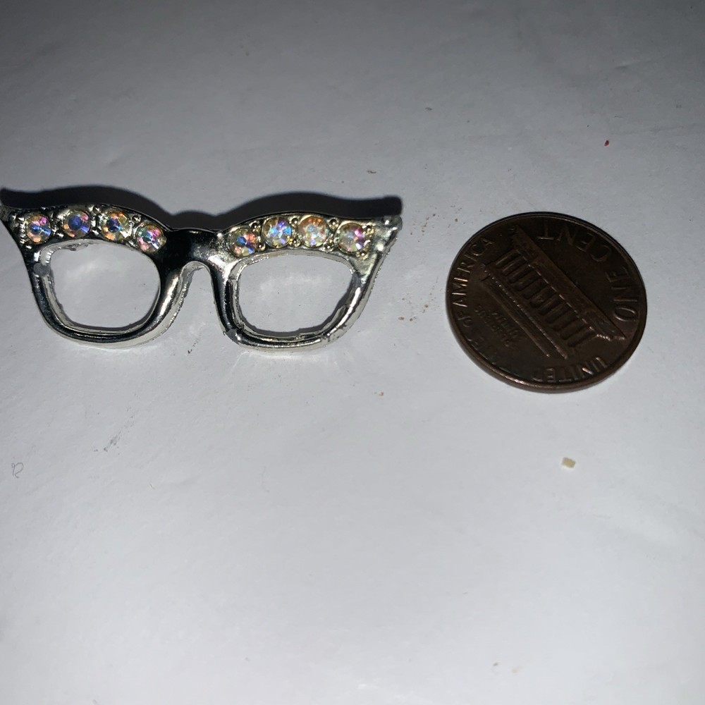 Vintage Silver Plated & Rhinestone Cats Eye Glasses Pin