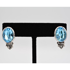 Vintage Crystal Earrings Shiny Blue Rhinestone Chunky Silver Tone Signed BinW