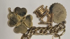 Vintage Gold Tone Chunky Charm Bracelet Poodle Wishing Well Frog Clover Dog 6.5″