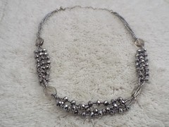 Silver Mettallic Glass Bead Necklace (G27)