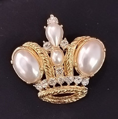 Vintage Royal Crown Tiara Brooch Pin Faux Pearl Cabochons And Clear Rhinestones