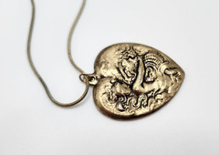 Vintage Art Nouveau Gold tone necklace Mermaid and Seahorse Pendant with Chain