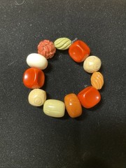 Chunky Bead Vintage Plastic Stretch Bracelet Varied Shapes