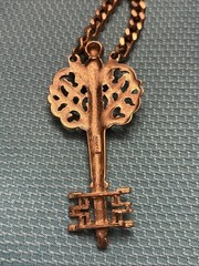 Vintage 1968 Golden Key Series MONET Gold Skeleton Key Necklace!