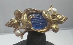 Gold Tone Blue Ribbed Glass Faux Pearl Seashell Fish Marine Life Brooch Pin