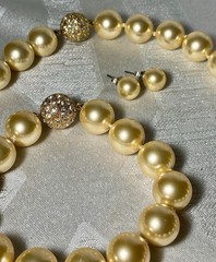 Elegant Vintage Faux Pearl Jewlery Set – Gold Rhinestone Accents 925 Sterling