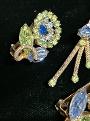 Vtg WEISS Signed Rhinestone Brooch Earrings Set Blue Green Floral Demi Parure