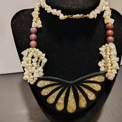 Vintage Lee Sands Mother Of Pearl Inlay with Beads Necklace 26in Statement Piece