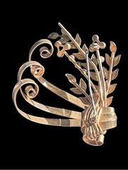 Vtg 1940 MCM Sterling Silver Rose Gold Vermeil Ribbon Swirl Laurel Brooch 22.5g