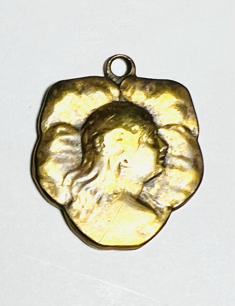 RARE ANTIQUE ART NOUVEAU LADY & 4 LEAF CLOVER GOOD LUCK PENDANT POLISHED GILT