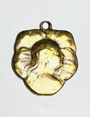 RARE ANTIQUE ART NOUVEAU LADY & 4 LEAF CLOVER GOOD LUCK PENDANT POLISHED GILT