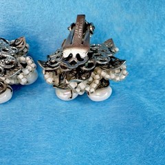 Alice Caviness VTG Clip On Earrings Faux Pearl Rhinestone Cluster Signed