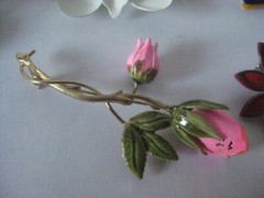 6 Vintage Flower Enamel Yellow Red Blue Pink White Green Gold Silver Daisy Lot