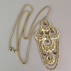 Vintage Chandelier Necklace Purple Rhinestone Gold Tone Filigree Lightweight 24″