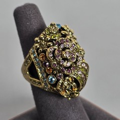 Heidi Daus Gold-Tone Filigree Floral Style Ring Colorful Crystals/Rhinestone 7