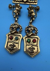 Vintage Barclay Heraldic Brooch & Earrings Set – Gold Tone Shield