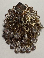 Vintage 1930s Rhinestone Dangle Brooch Gold Tone Filigree PAT 2066969 Art Deco
