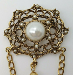 Vintage Faux Pearl Bar Brooch Pin Cabochon Ornate Gold Tone Metal Chain Tassel