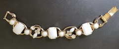 Vintage Juliana DeLizza & Elster D&E 5 Link Bracelet Unsigned White Milk Glass